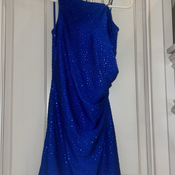 Blue sparkly short hoco dress! - Picture 4 of 4